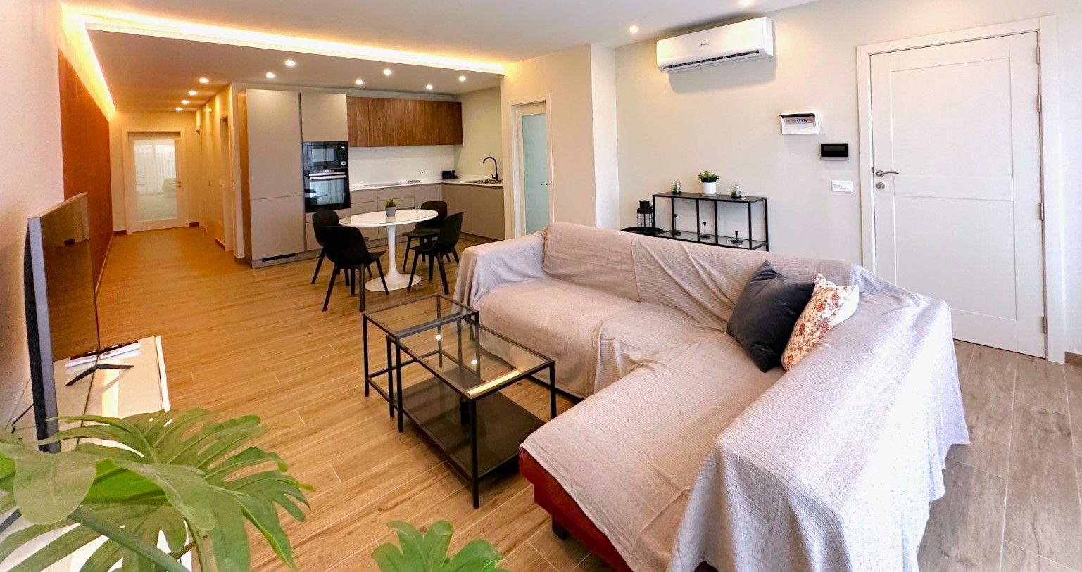 2-Bedroom Penthouse for Rent in St Pauls Bay