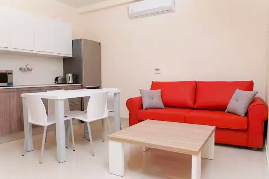 1-Bedroom Apartment for Rent in Sliema — photo 1 of 5