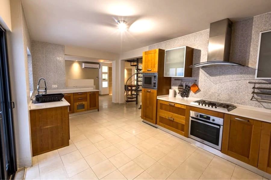 4-Bedroom Maisonette for Rent in Kappara — photo 1 of 10