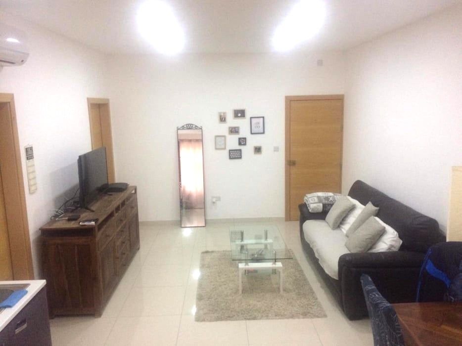 1-Bedroom Apartment for Rent in St Julians — photo 1 of 6