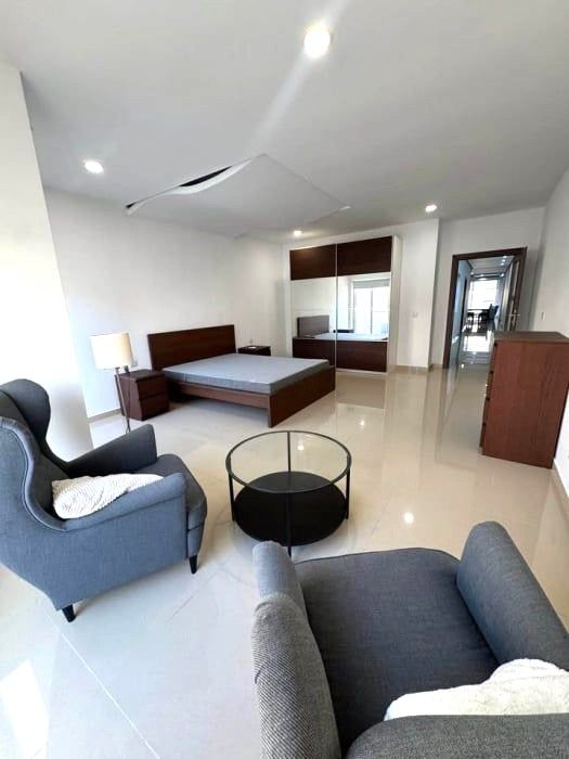 2-Bedroom Penthouse for Rent in Gharghur — photo 1 of 9