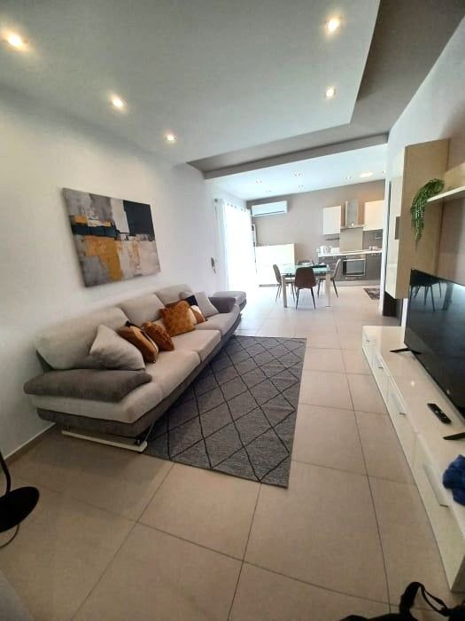 2-Bedroom Apartment for Rent in Sliema — photo 1 of 2