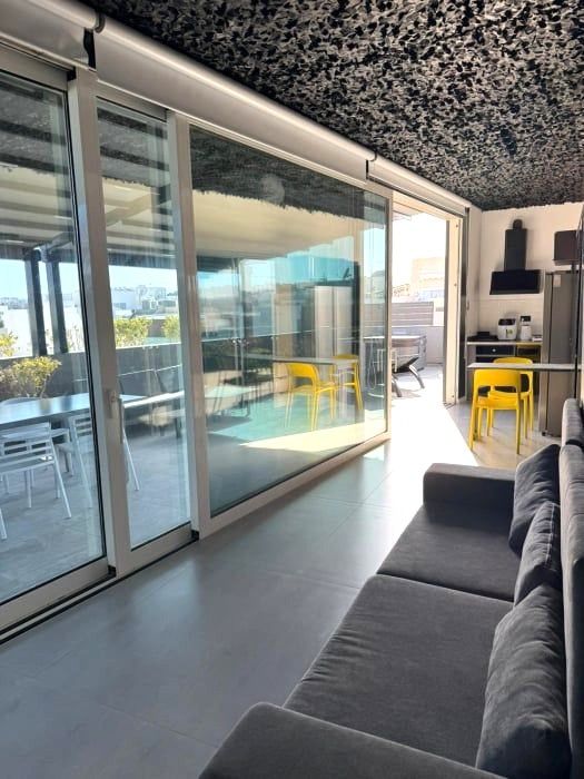 1-Bedroom Penthouse for Rent in Swieqi — photo 1 of 12