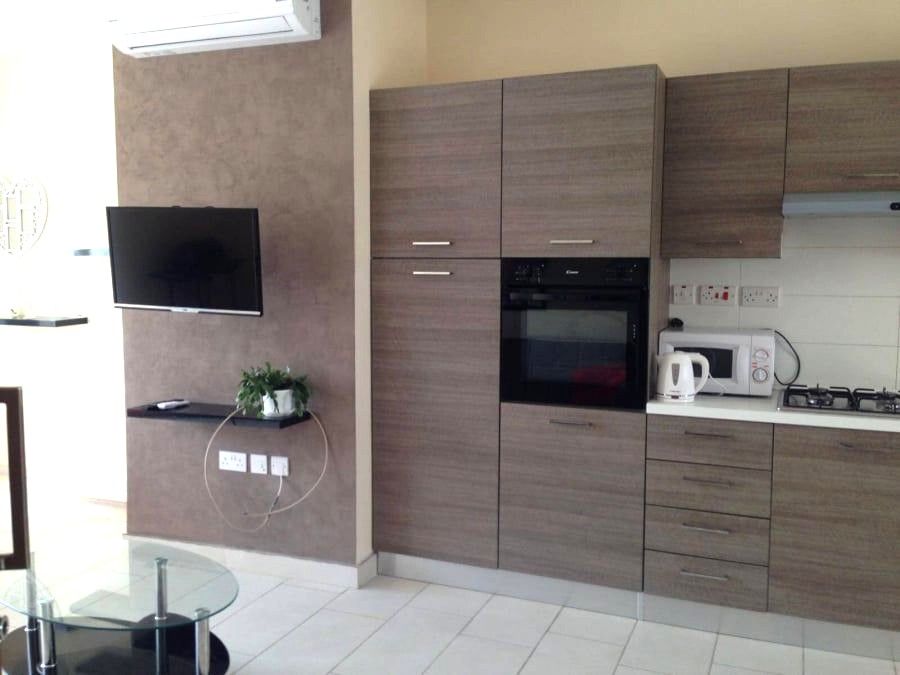1-Bedroom Penthouse for Rent in St Pauls Bay — photo 1 of 5