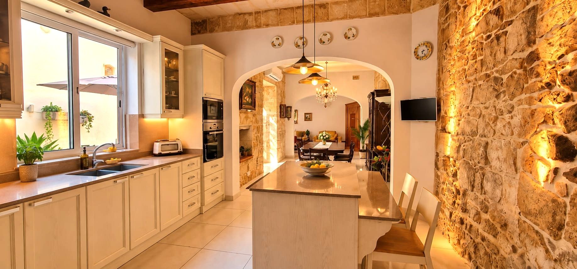 3-Bedroom House of Character for Rent in Tarxien — photo 1 of 14