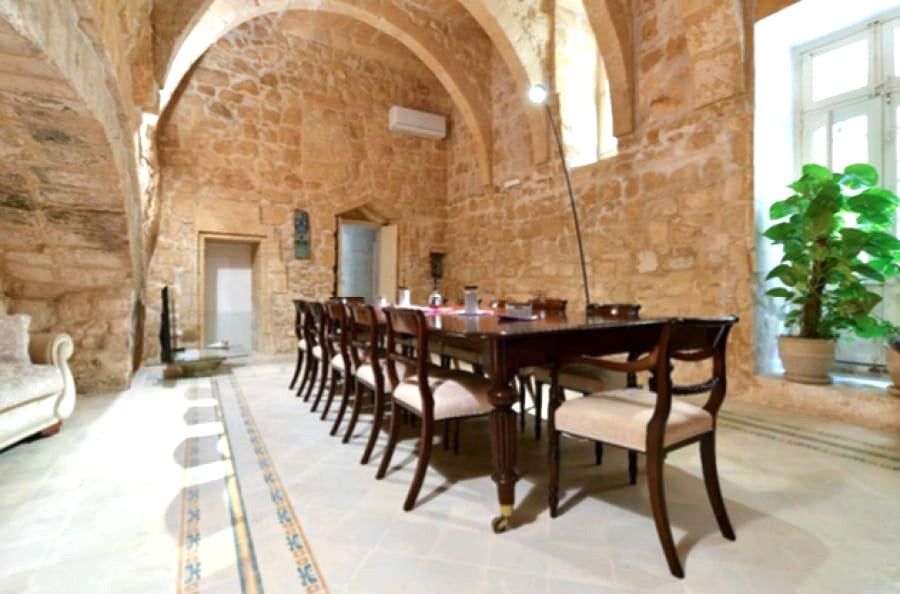 2-Bedroom Terraced House for Rent in Mdina — photo 1 of 14