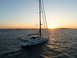 Thumbnail 9cb9e6bbcec5b8f90bf8b07e4c9e3acecb897114eb1695da77b1a383c1bb8039 amel60ceasyride2019dji 0911