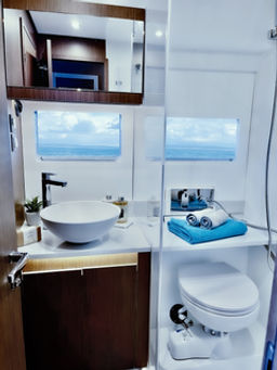 Thumbnail ANTARES 12 FLY IMAGE INT HEAD (2)