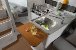 Thumbnail First 30 kitchen.jpg 1900px