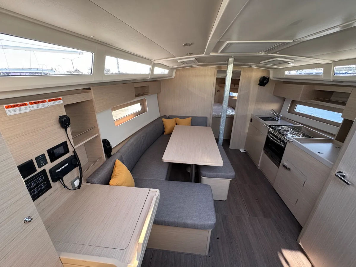 New 2025 Beneteau Monohull 37ft - Marina del Rey CA IMG 1908