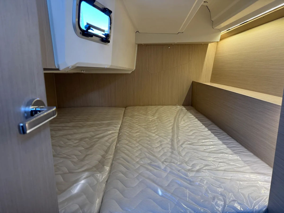 New 2025 Beneteau Monohull 37ft - Marina del Rey CA IMG 1937