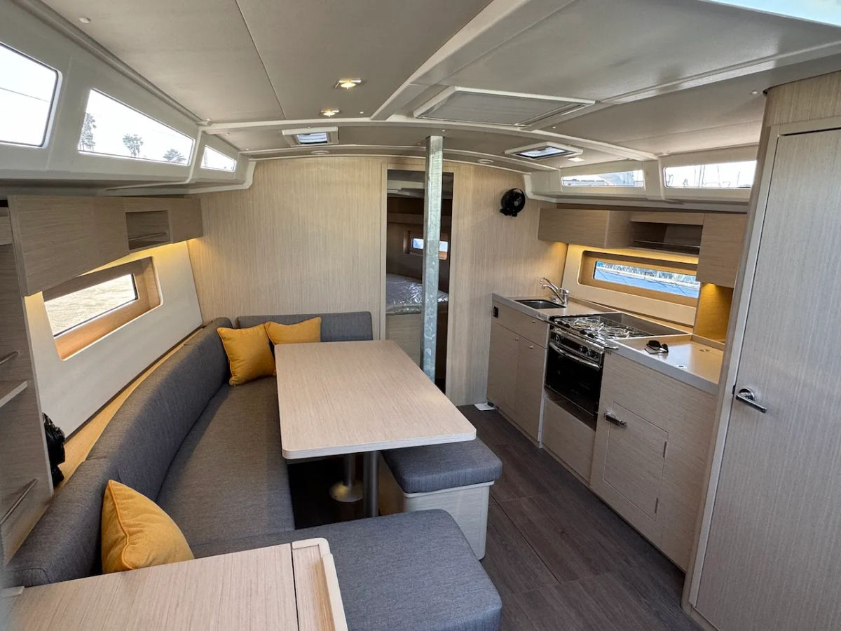 New 2025 Beneteau Monohull 37ft - Marina del Rey CA IMG 1943