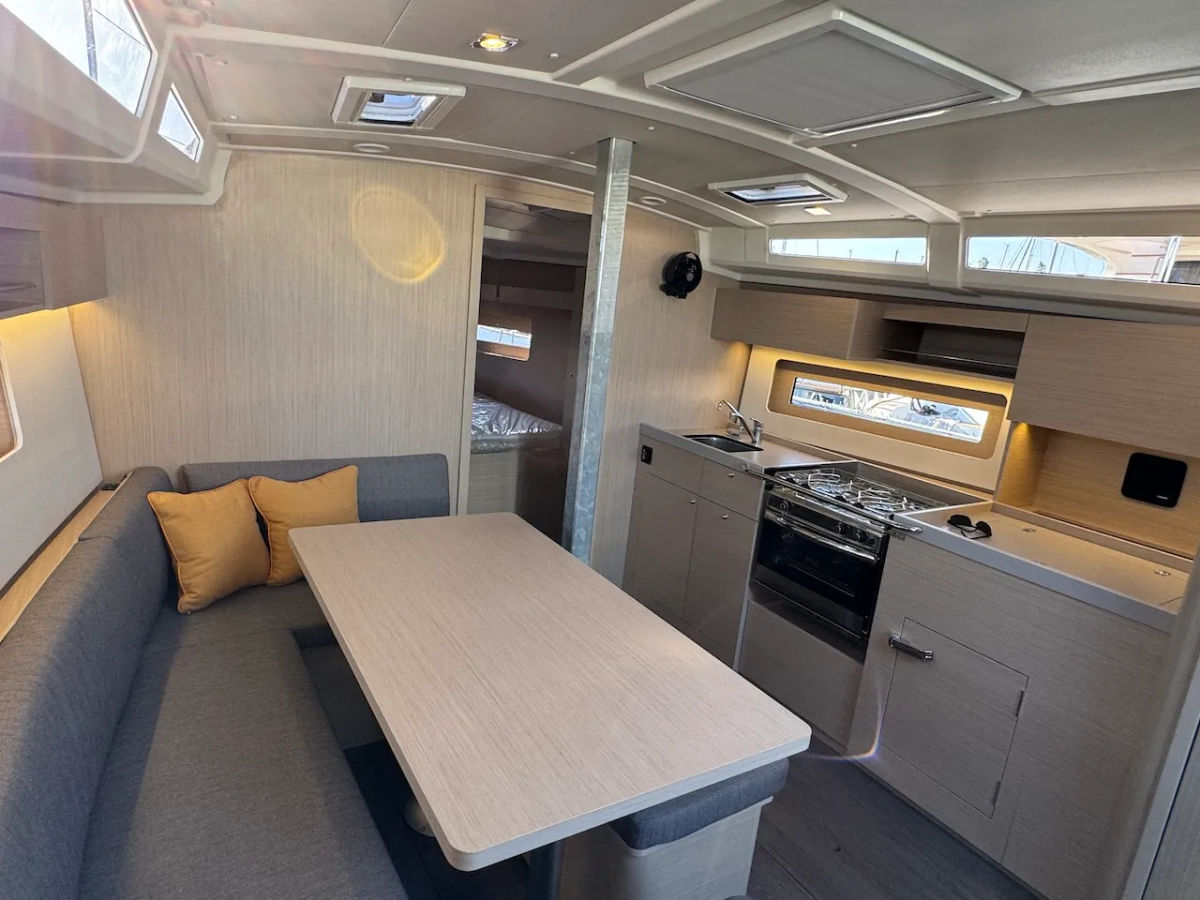 New 2025 Beneteau Monohull 37ft - Marina del Rey CA IMG 1944