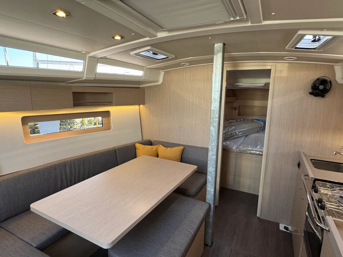 New 2025 Beneteau Monohull 37ft - Marina del Rey CA IMG 1946