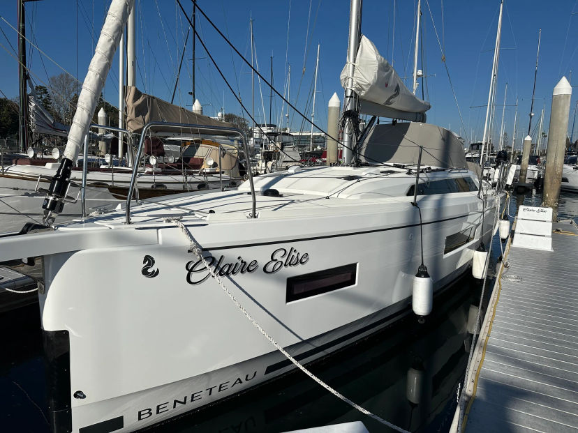 Oceanis 37.1 "CLAIRE ELISE"
