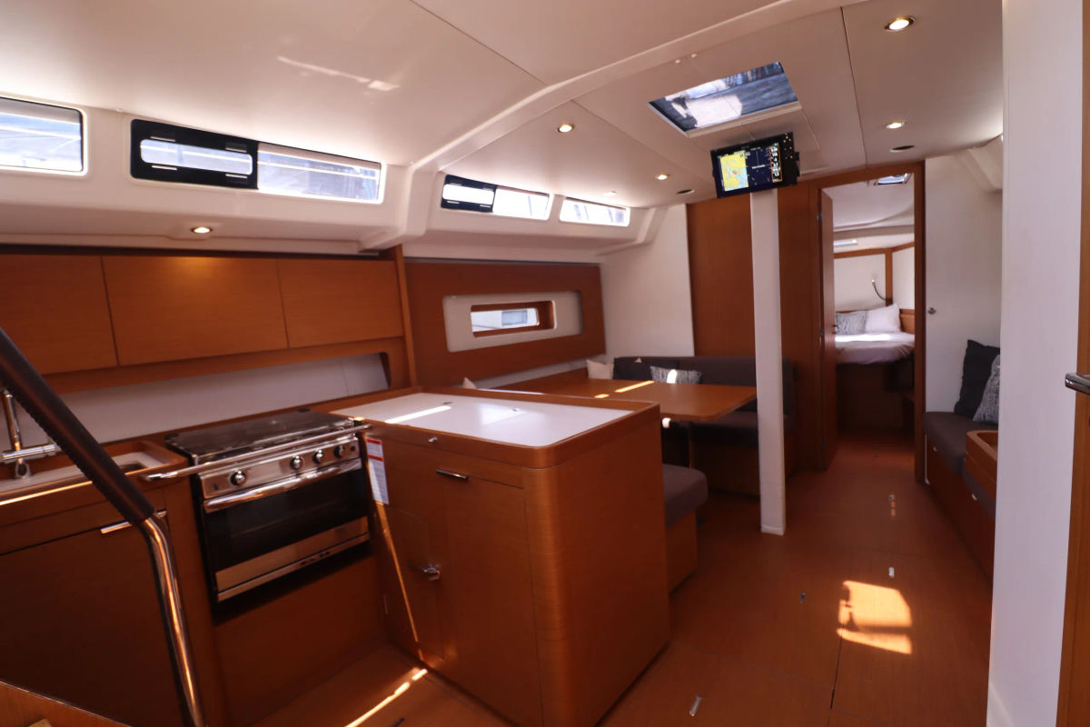 Pre-Owned 2023 Beneteau Monohull 45ft - Naos Yachts, Marina Del Rey CA IMG 3138