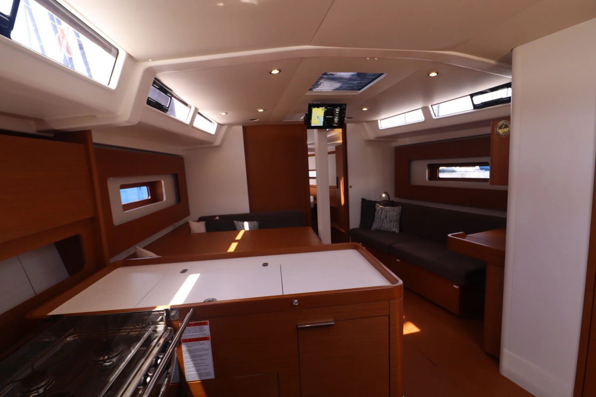 Pre-Owned 2023 Beneteau Monohull 45ft - Naos Yachts, Marina Del Rey CA IMG 3149