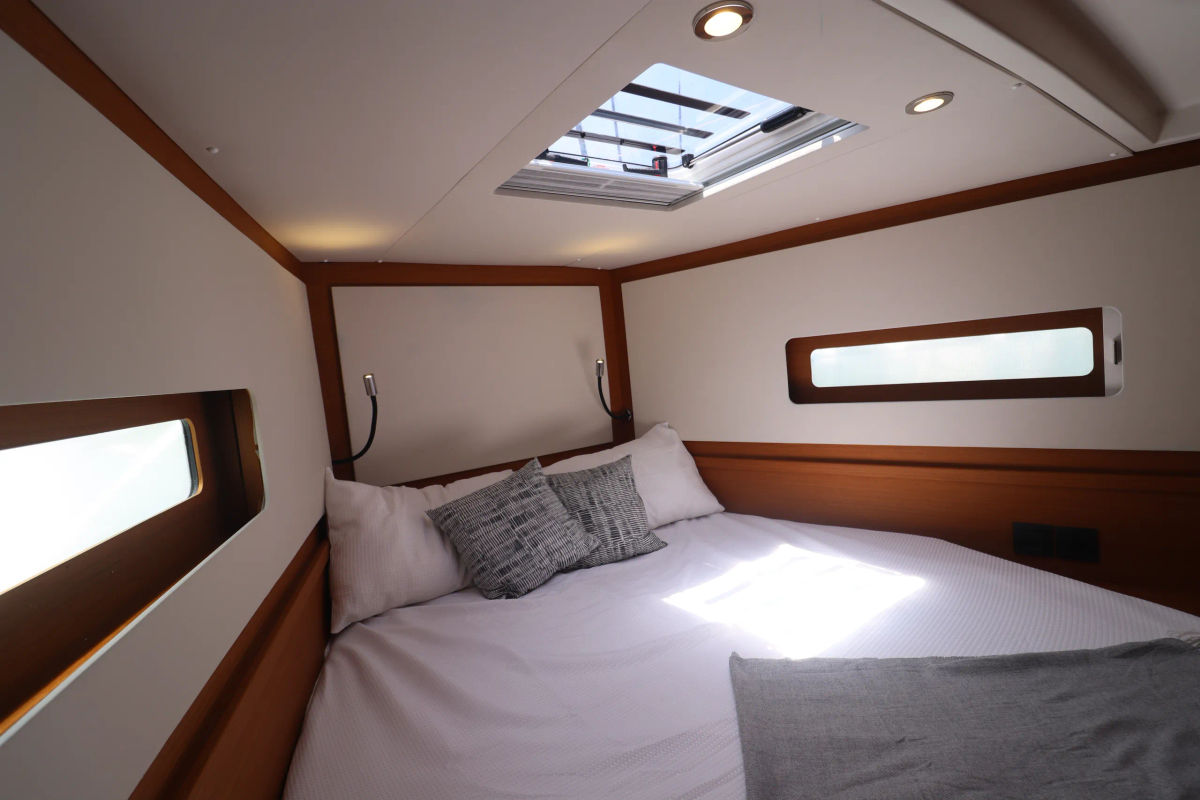 Pre-Owned 2023 Beneteau Monohull 45ft - Naos Yachts, Marina Del Rey CA IMG 3166