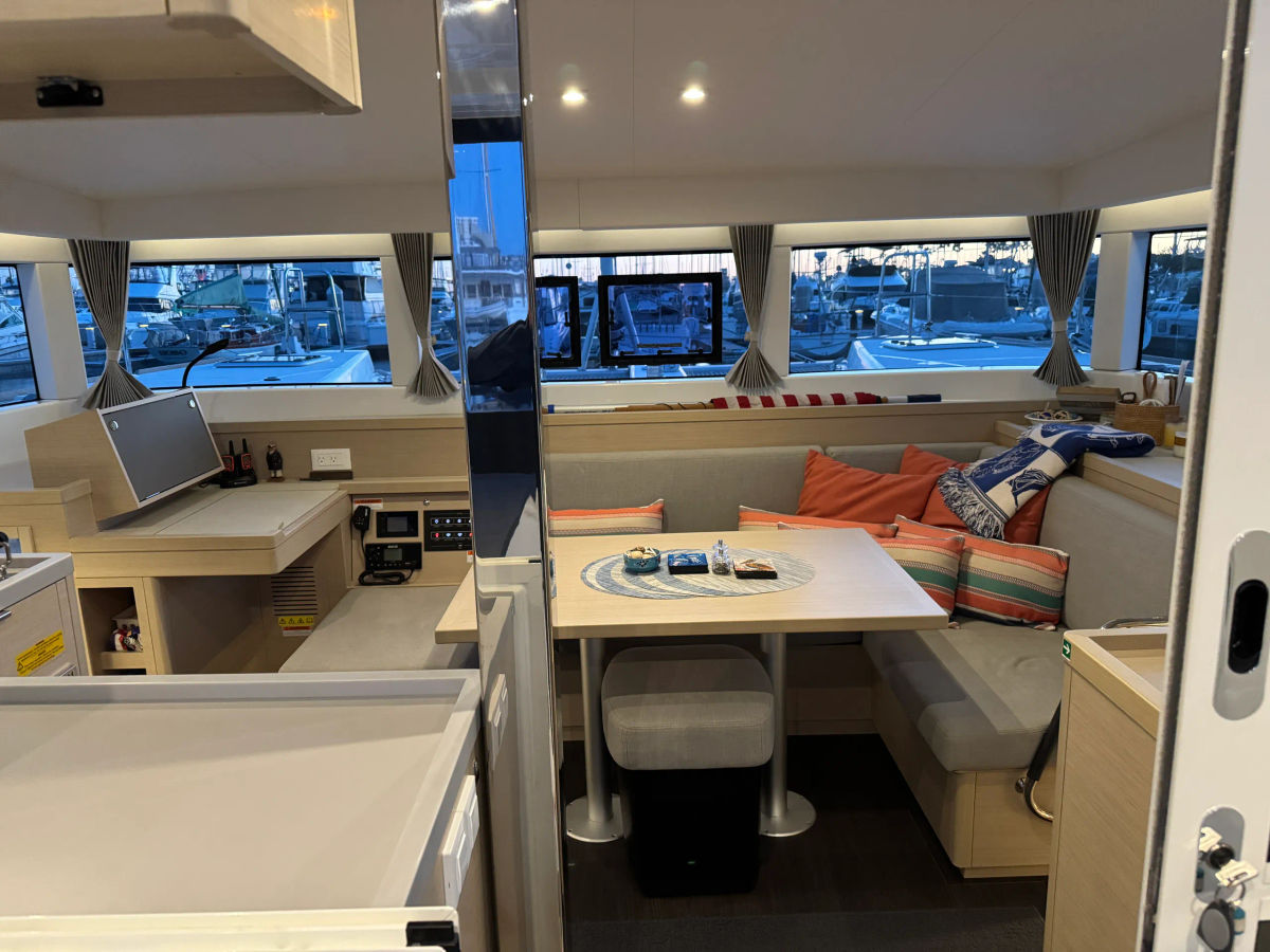 Pre-Owned 2021 Lagoon Multihull 40ft - Shoreline Village, Long Beach CA IMG 4352