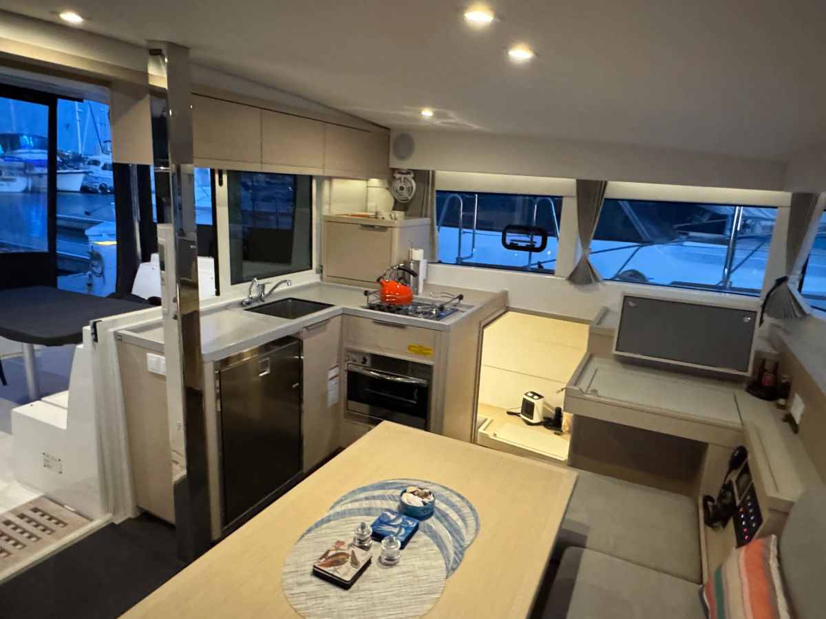 Pre-Owned 2021 Lagoon Multihull 40ft - Shoreline Village, Long Beach CA IMG 4360