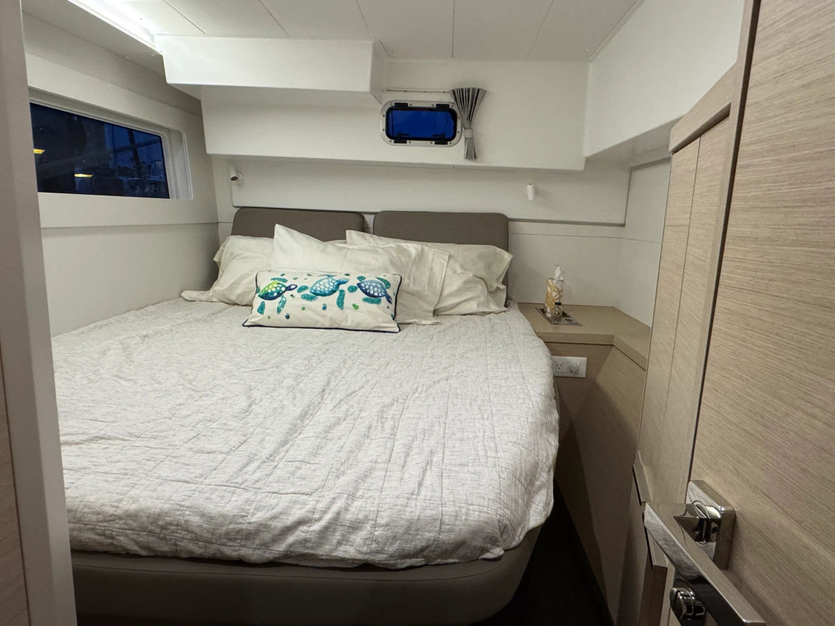 Pre-Owned 2021 Lagoon Multihull 40ft - Shoreline Village, Long Beach CA IMG 4369