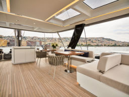 Thumbnail KAJIKIA88645