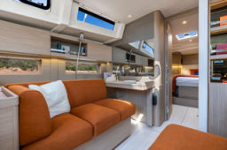 Thumbnail OCEANIS 47 IMAGE INTERIOR (1)