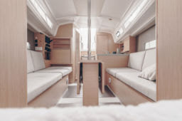 Thumbnail OCEANIS 30 1 PRESHOOTING INTERIEUR V2  13 sur 16 .jpg 1900px