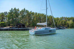 Thumbnail Oceanis 30.1 3407.jpg 1900px