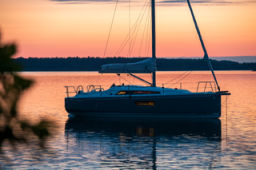 Thumbnail Oceanis 30.1 9431.jpg 1900px