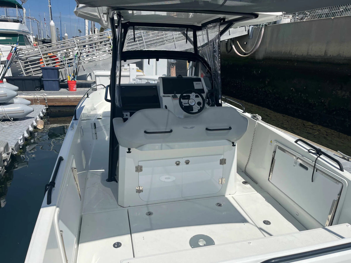 New 2023 Beneteau Powerboat 26ft "Rusty Nail" - Naos Yachts, Inc, Marina del Rey CA Rusty Nail 3