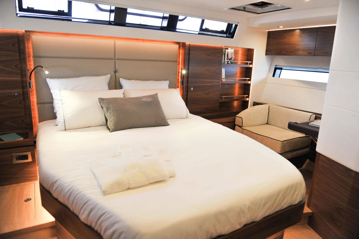 ccda5792b49f65d25322febb55aa203cefcb258288057faf888364e00689702a amel60cjricoul2019intam3 1892