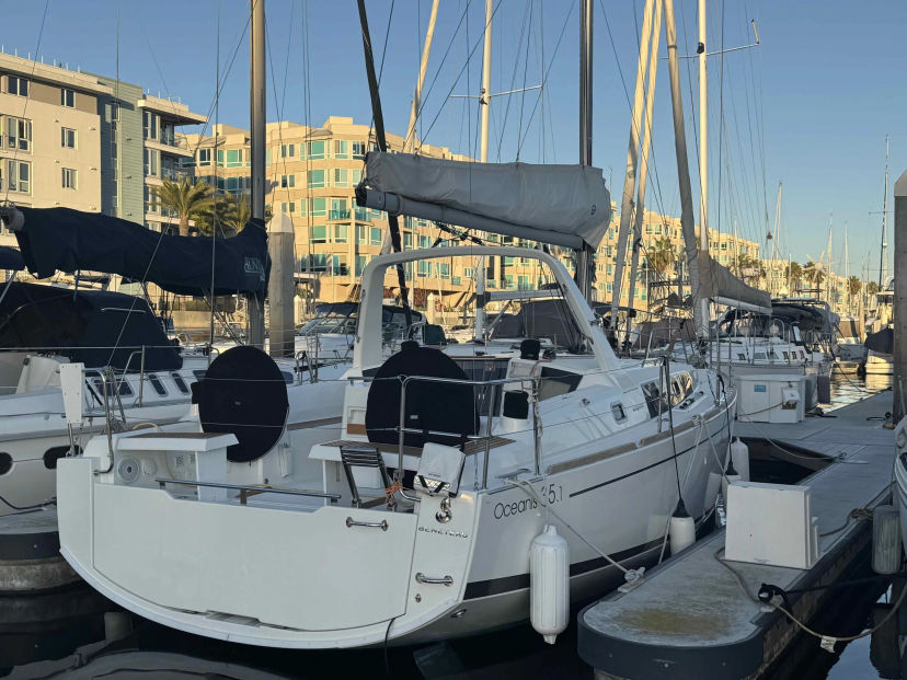 2021 Beneteau Oceanis 35.1 "Barcelona"