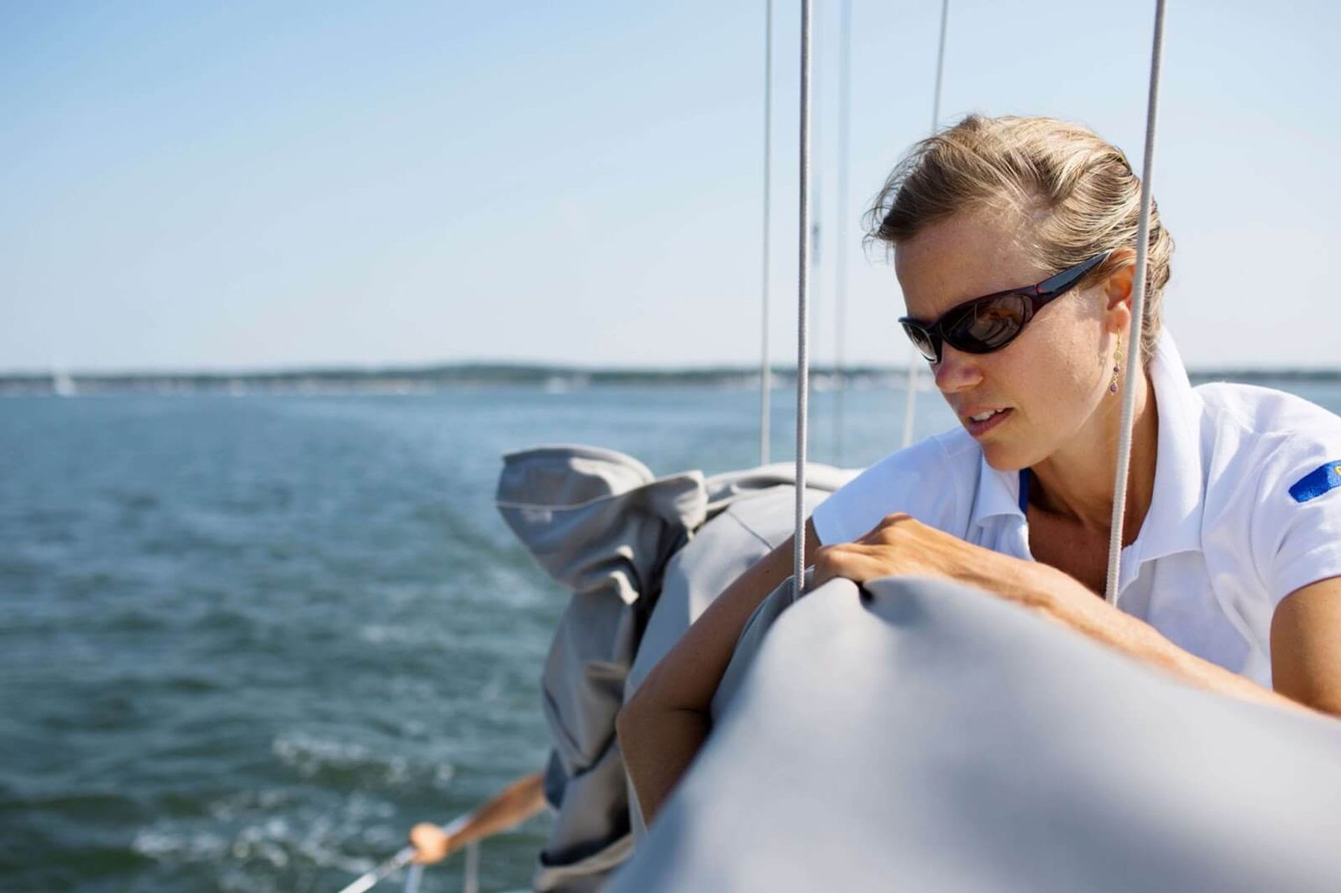 keelboat sailing courses woman