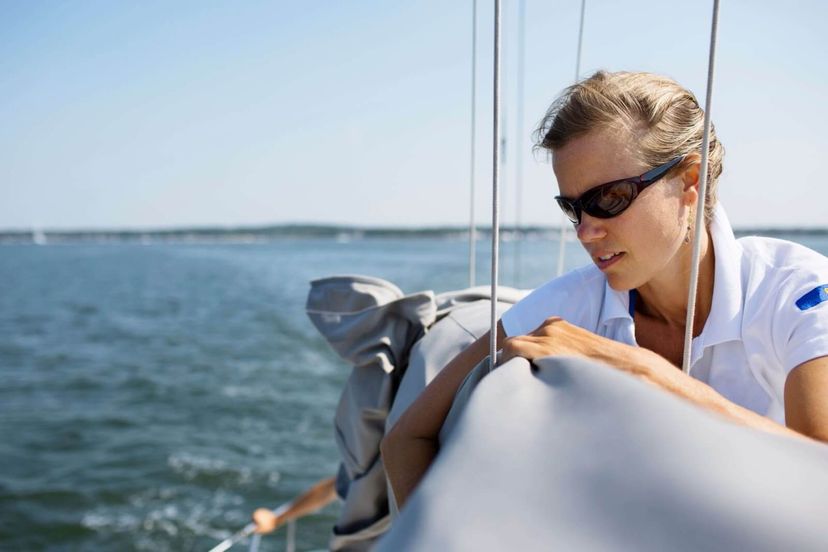 keelboat sailing course woman keelboat sailing course woman