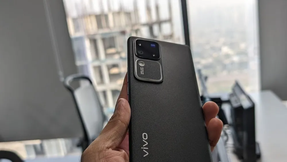 Vivo First to Launch Stable Android 15 Update with Funtouch OS 15