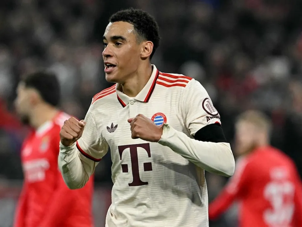 Bayern Munich Beats Benfica 1-0 to Revive Champions League Hopes