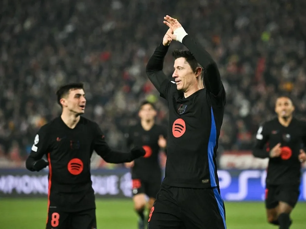 Lewandowski Shines as Barcelona Beats Red Star Belgrade 5-2 in Champions League