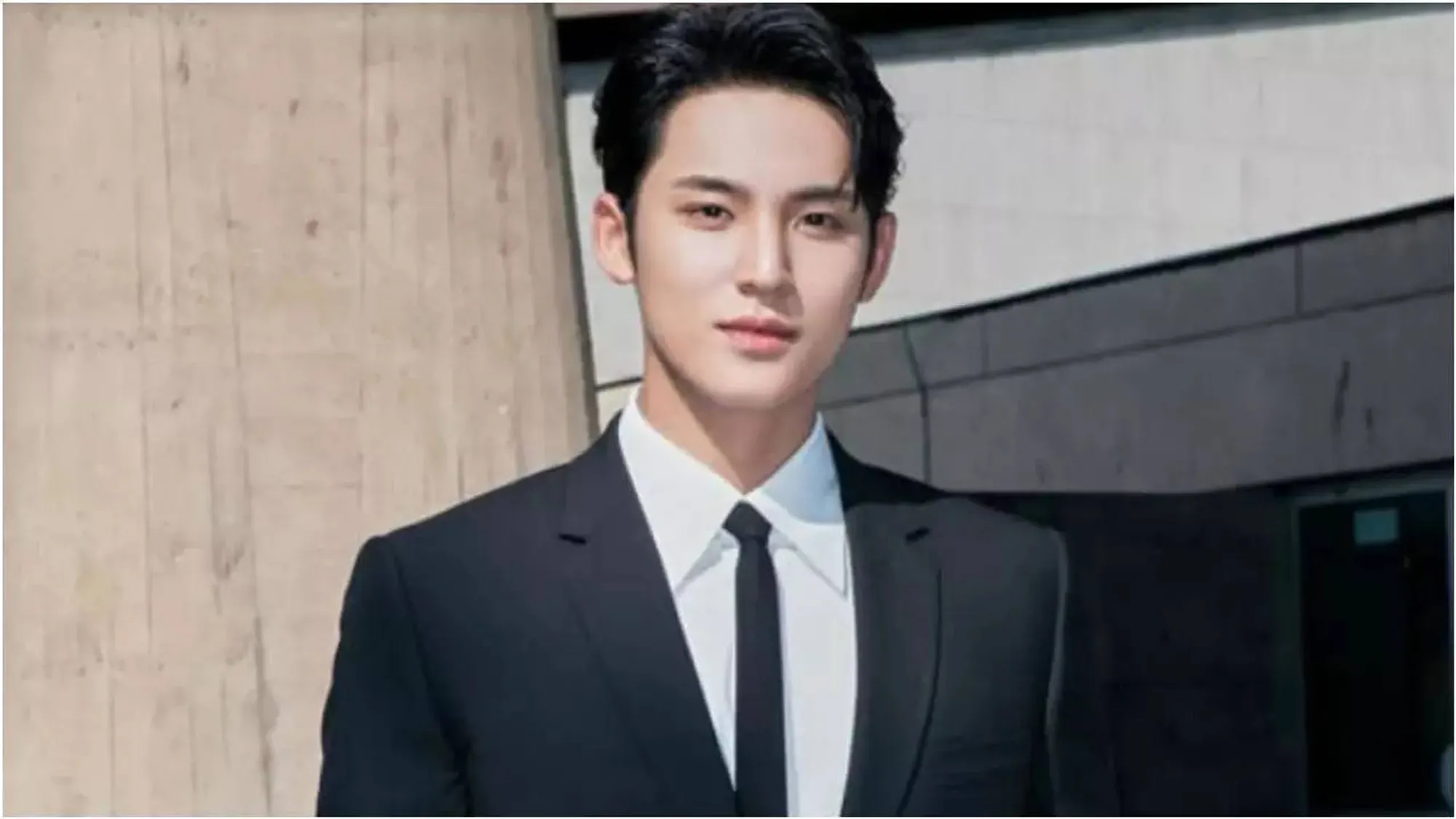 SEVENTEEN's Mingyu Amazes Fans and Bandmates with 500 Million KRW Gift to Parents