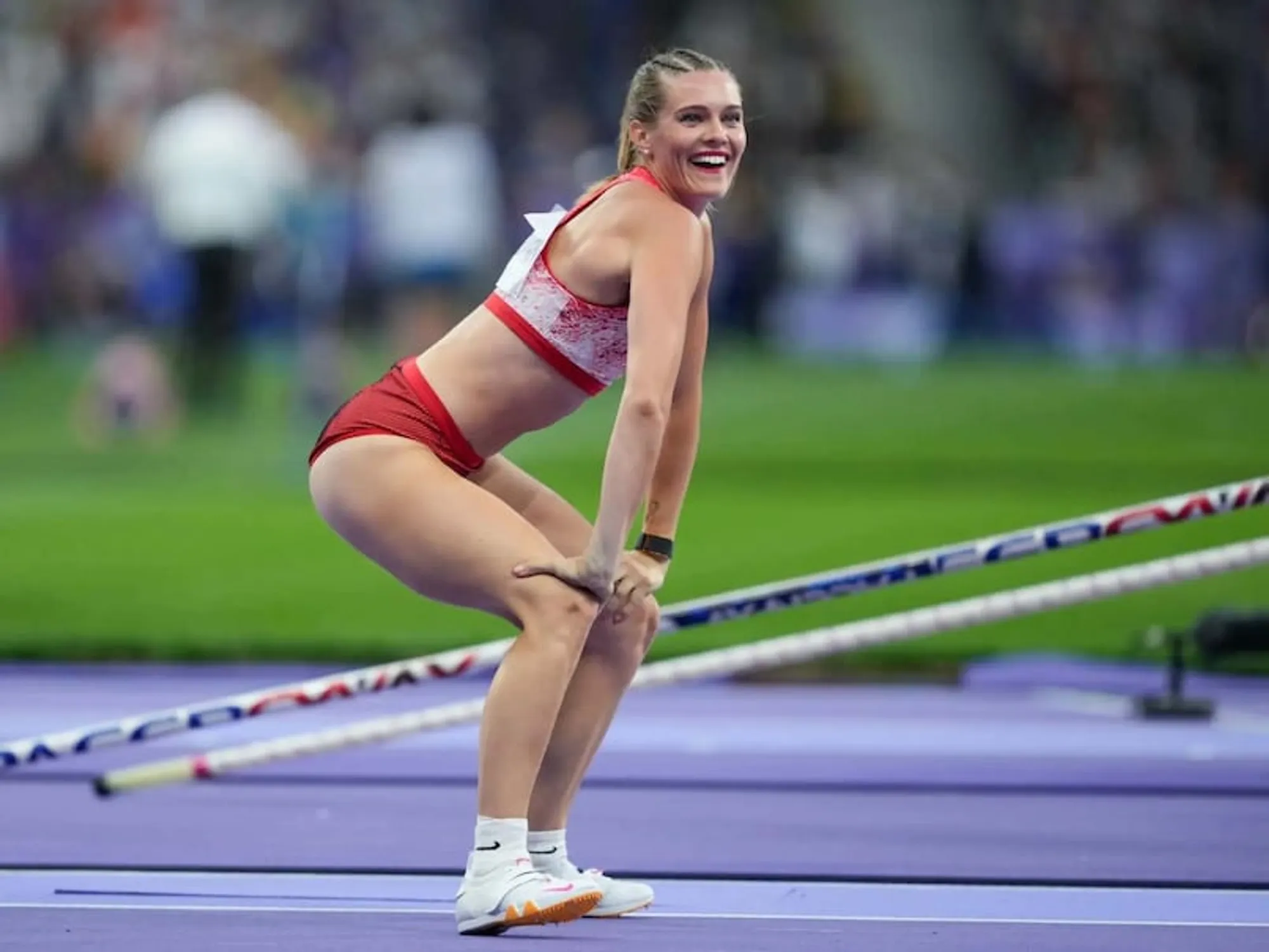 Australian Nina Kennedy Wins Pole Vault Gold at Paris Olympics 2024; Alysha Newman's Twerking Celebration Goes Viral