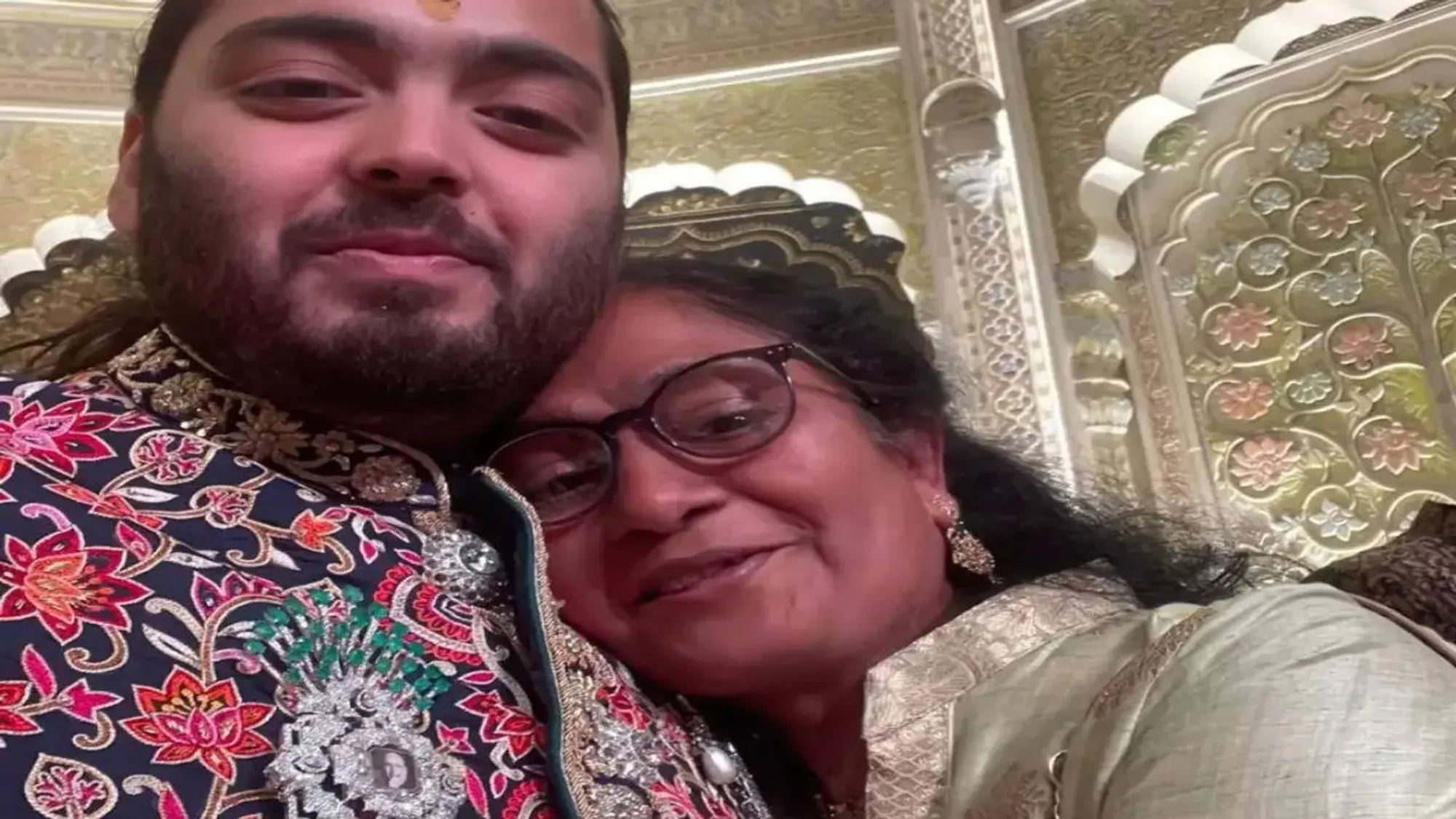 Anant Ambani's Emotional Tribute to Grandfather at Wedding Reception