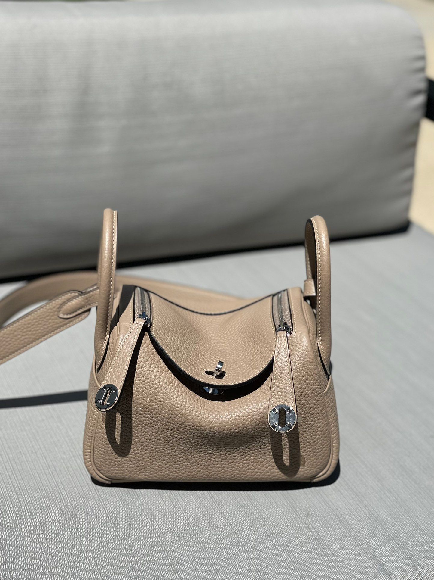 Hermès Hermès Lindy Gris Tourterelle Silver