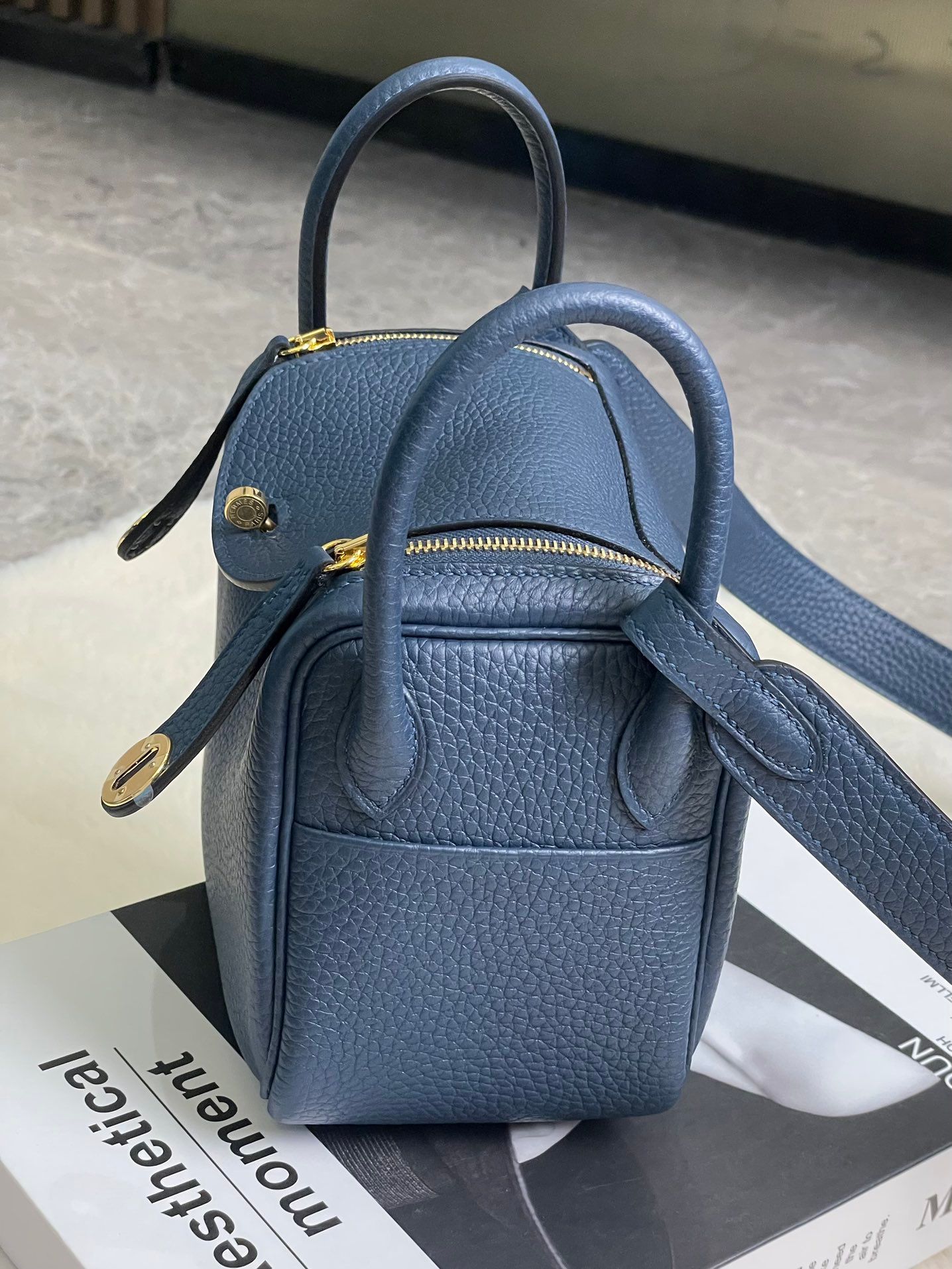 Hermès Hermès Lindy Clémence Gold thumbnail 4