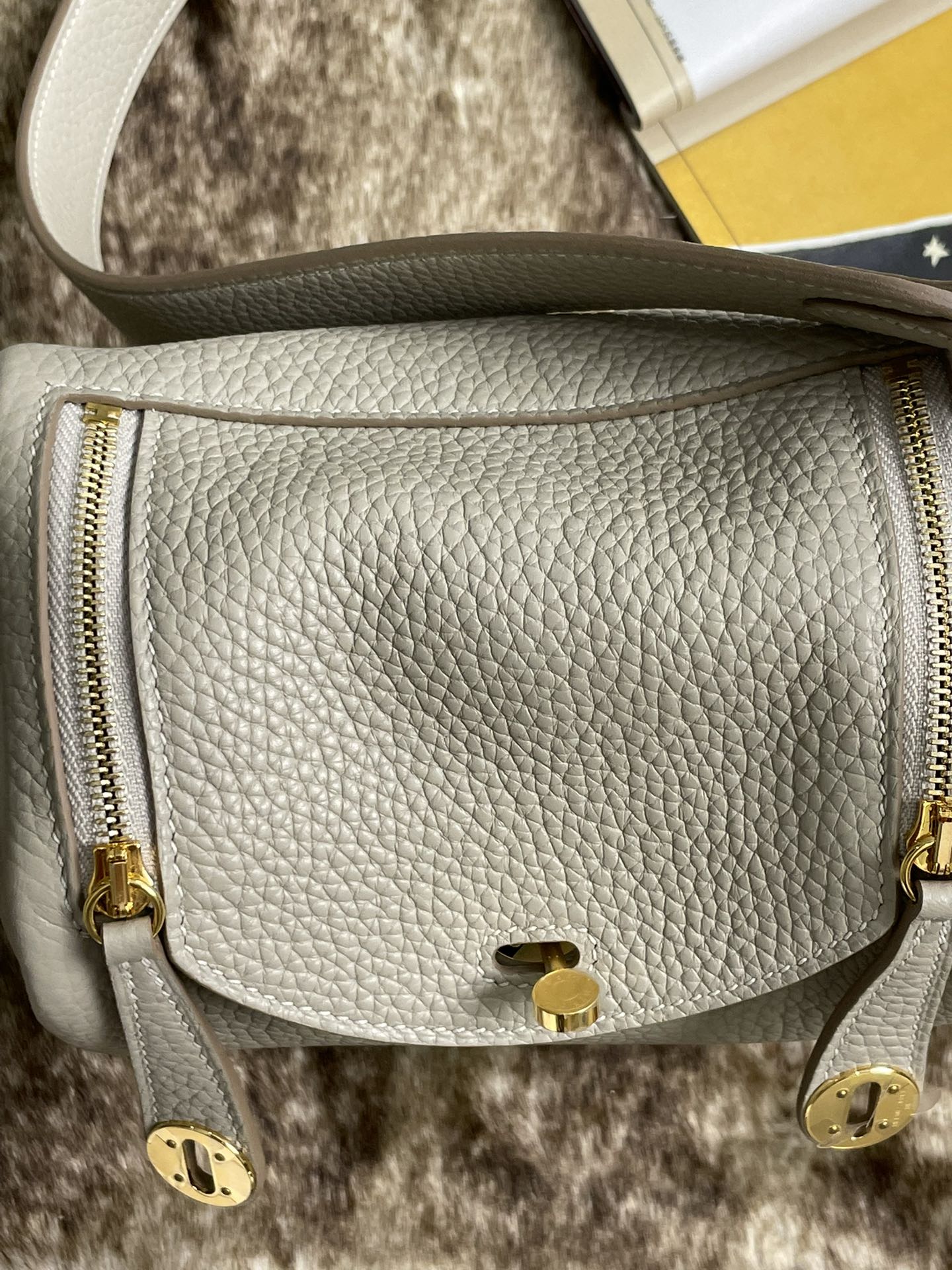 Hermès Hermès Lindy Blanc Clémence Gold thumbnail 3