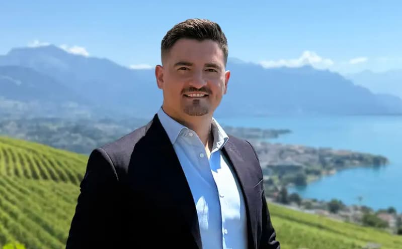 Afrim Kalimashi, courtier immobilier à Montreux