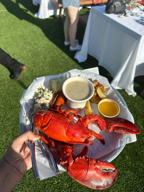 Sam's Chowder House, Lobster Boil.