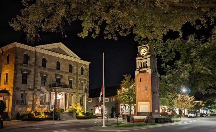 Niagara-on-the-Lake by night, Tracey Schwass, travel expert trip.