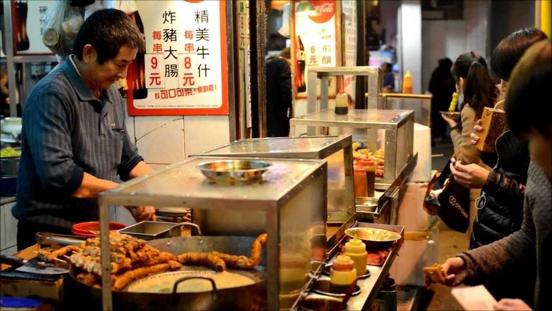 Hong Kong Street Food Stand, Tsim Sha Tsui