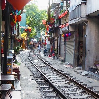 Deanne's tips for Train Street, Hanoi.