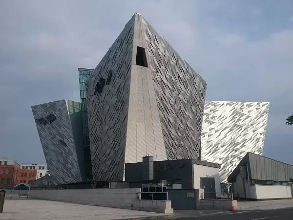 Titanic Museum, Belfast. Northern Irealand Travel Guide, Deanne Scanlan